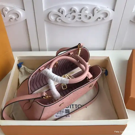 Repladies offers premium fake Louis bags at unbeatable prices. Our products are cheap because we focus on direct sales LOUIS VUITTON MONTAIGNE BB 0427